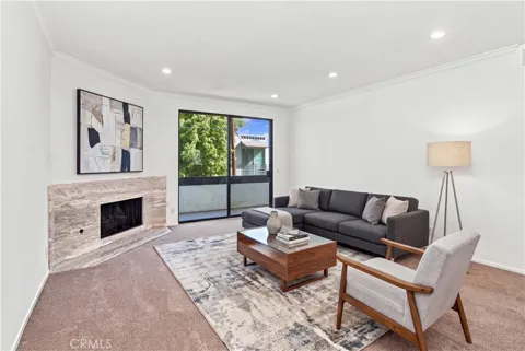 14115 Moorpark