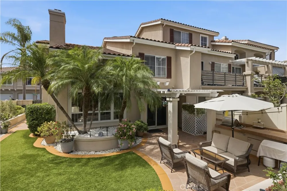 28668 La Azteca Laguna Niguel, CA 92677