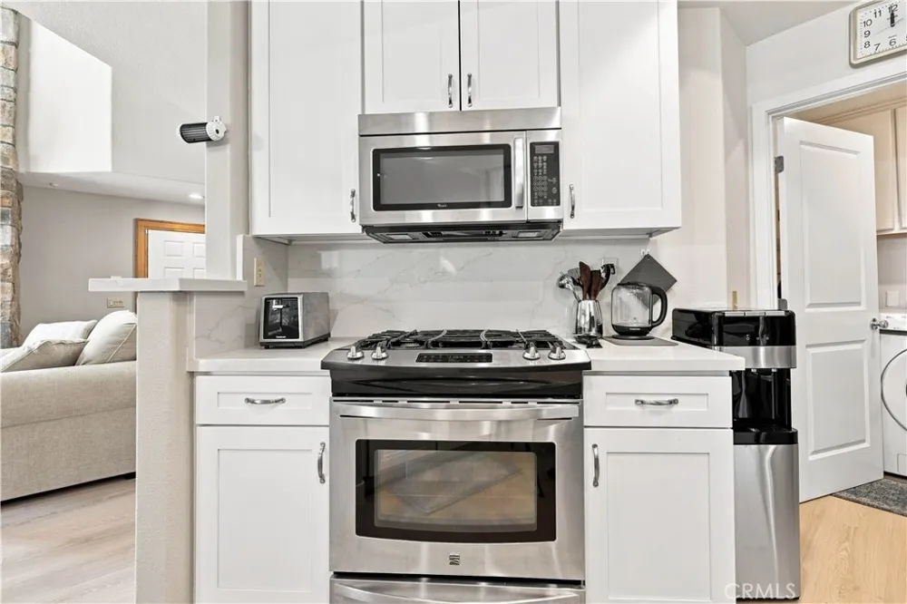 28668 La Azteca Laguna Niguel, CA 92677