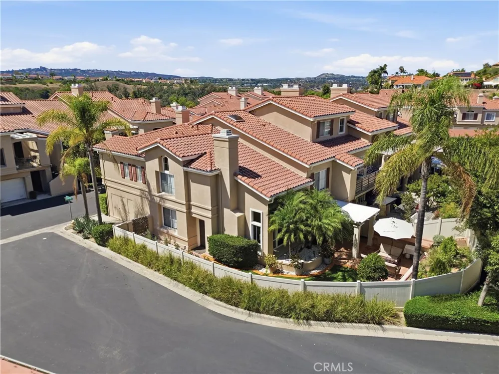 28668 La Azteca Laguna Niguel, CA 92677