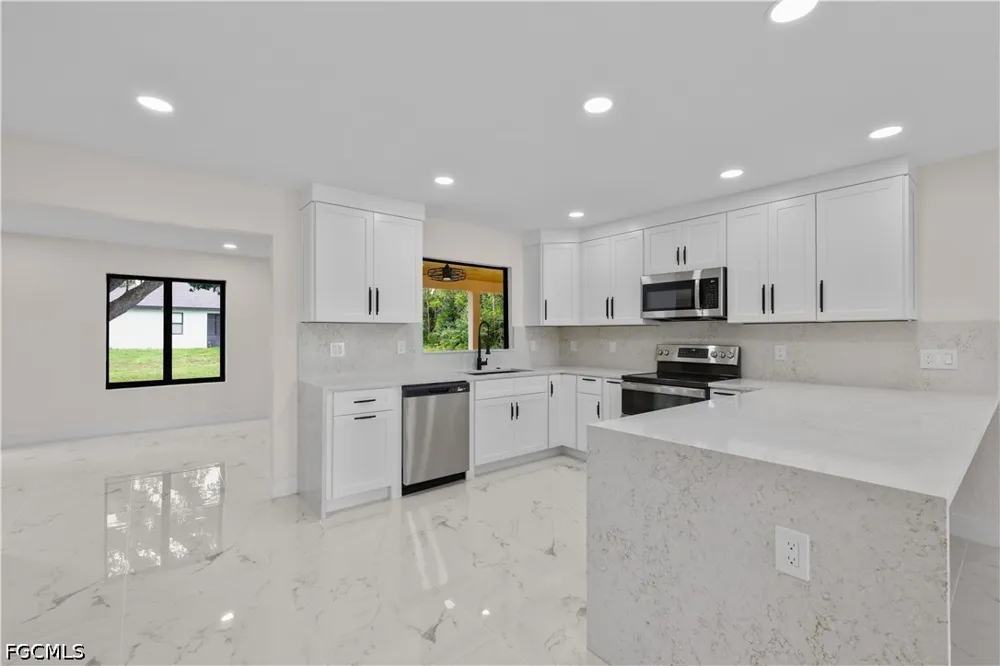 4th Street SW Lehigh Acres, FL 33976