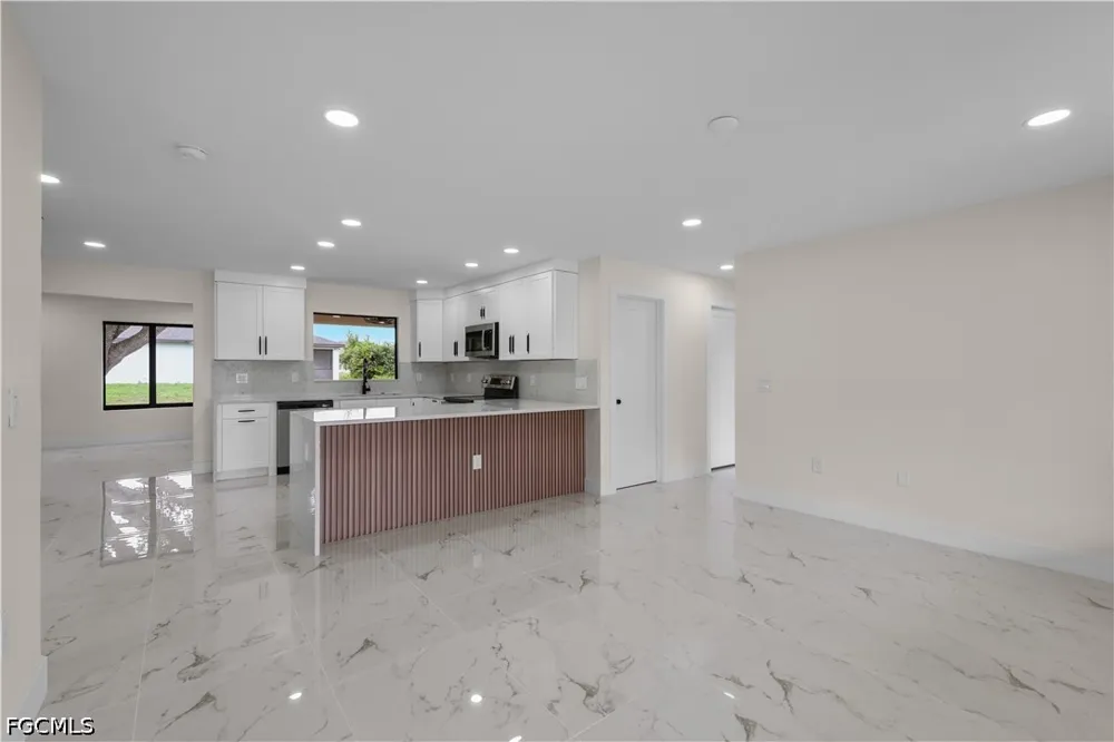 4th Street SW Lehigh Acres, FL 33976