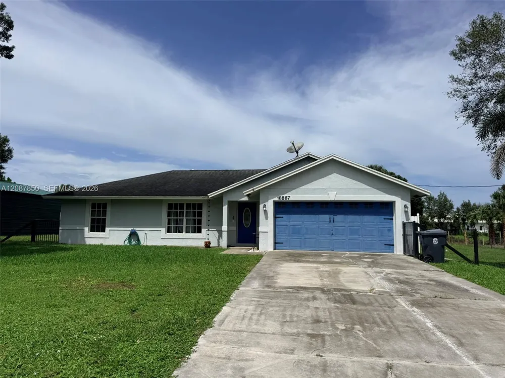 18887 42nd Rd N Loxahatchee, FL 33470