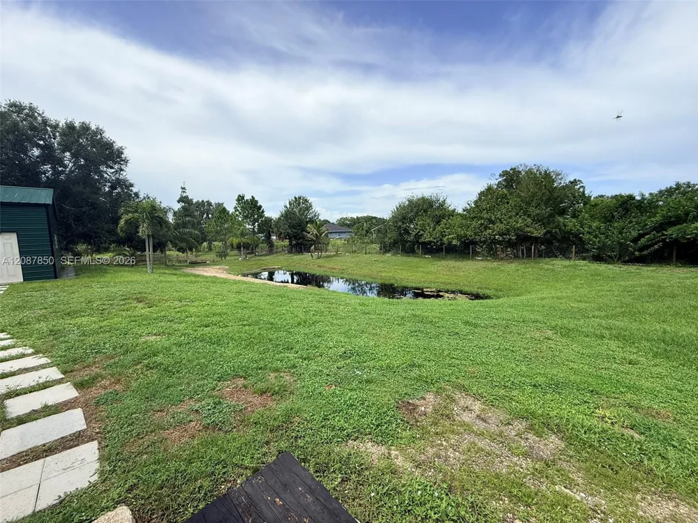 18887 42nd Rd N Loxahatchee, FL 33470