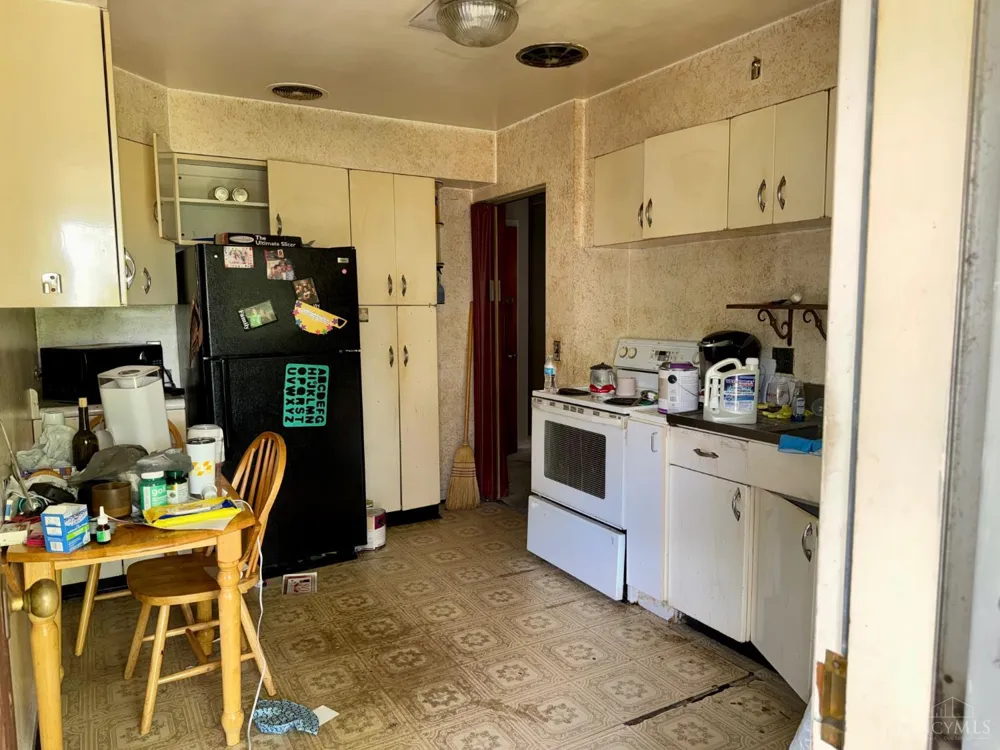 8754 Monsanto Drive Springfield, OH 45231