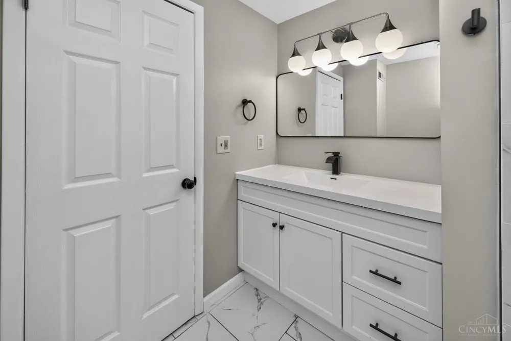 11554 Lincolnshire Drive Forest Park, OH 45240