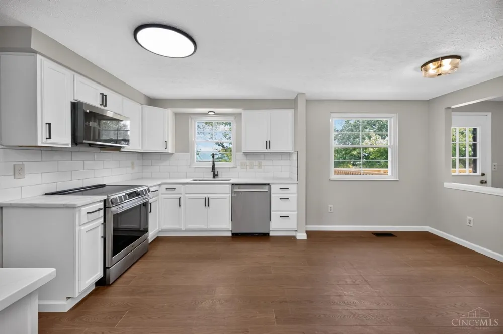 11554 Lincolnshire Drive Forest Park, OH 45240
