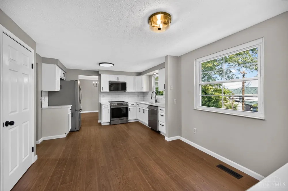 11554 Lincolnshire Drive Forest Park, OH 45240