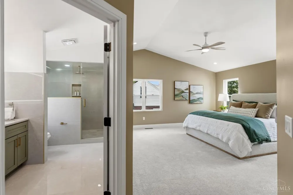 3834 Petoskey Avenue Mariemont, OH 45227