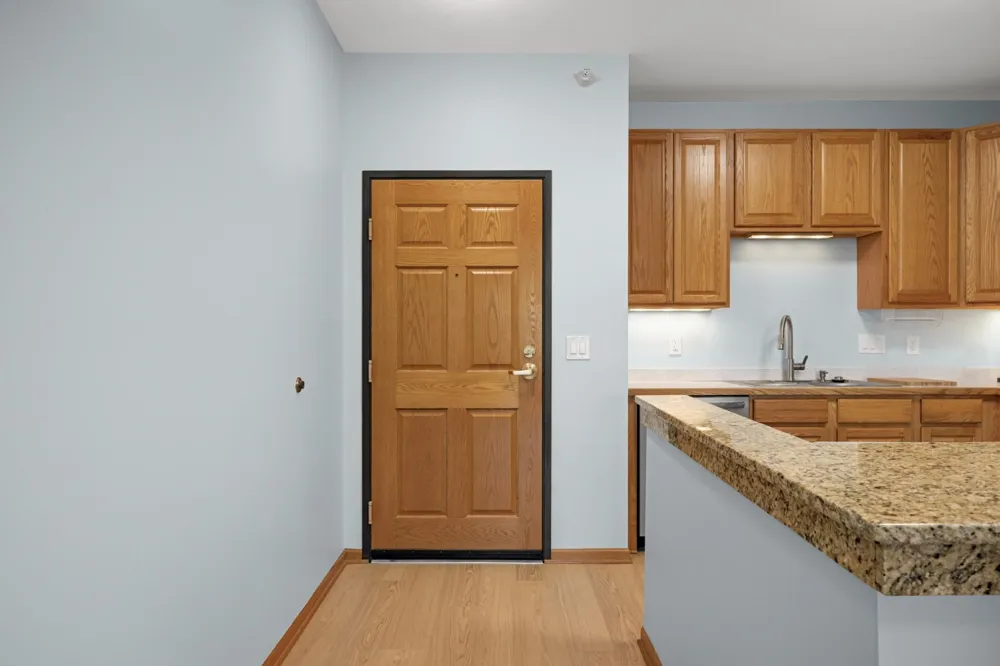 4824 E 53rd Street #301 Minneapolis, MN 55417