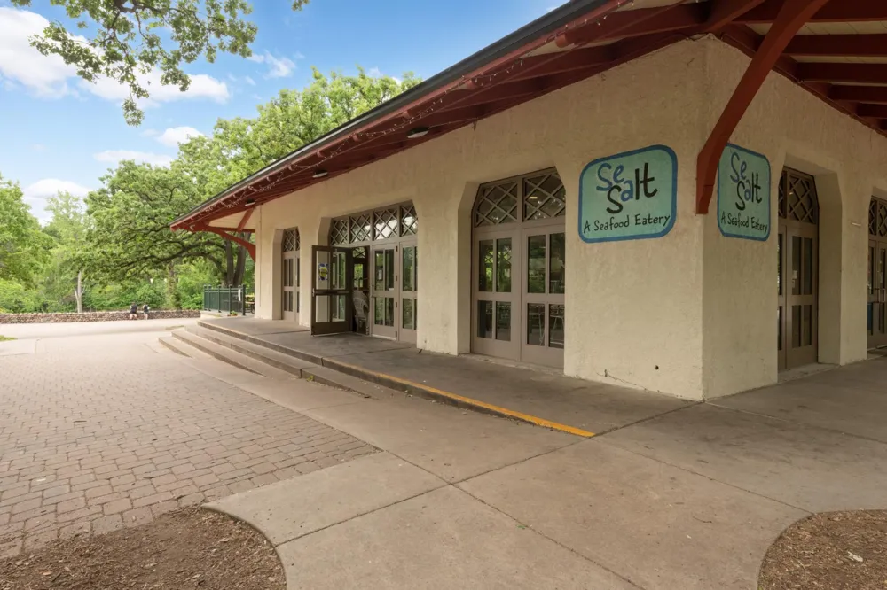 4824 E 53rd Street #301 Minneapolis, MN 55417