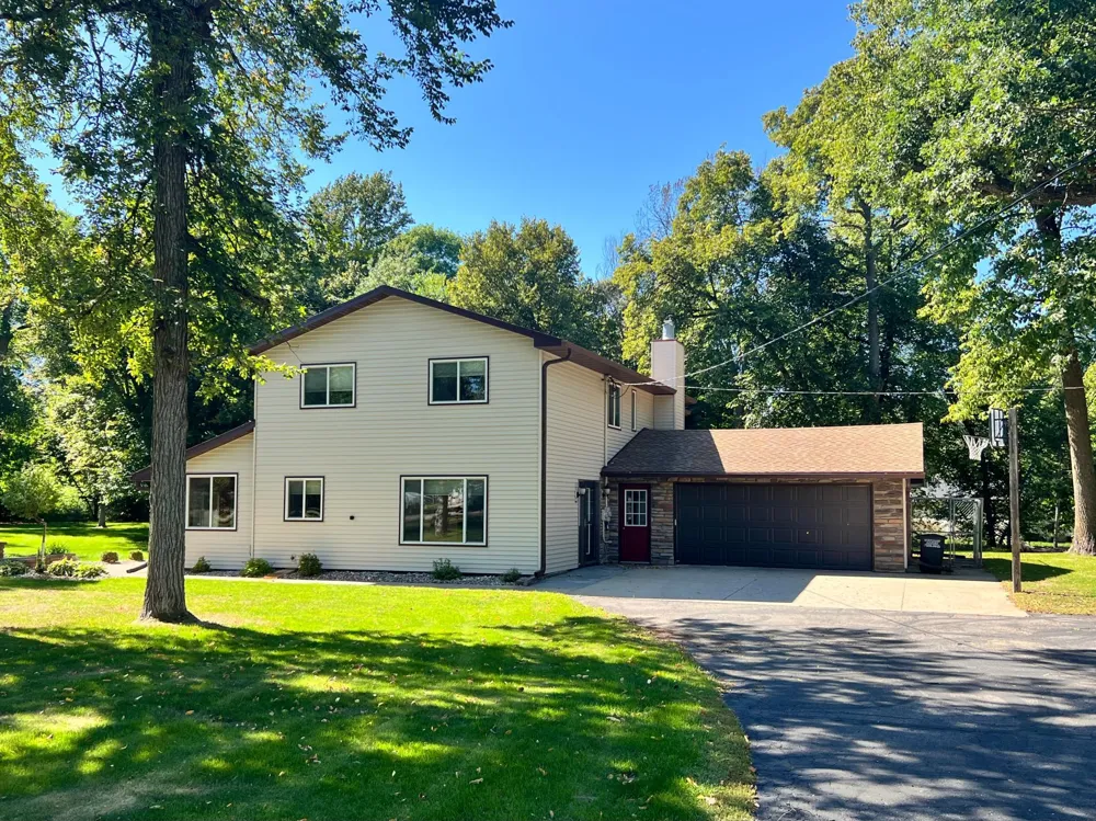11096 County Highway 17 Detroit Lakes, MN 56501