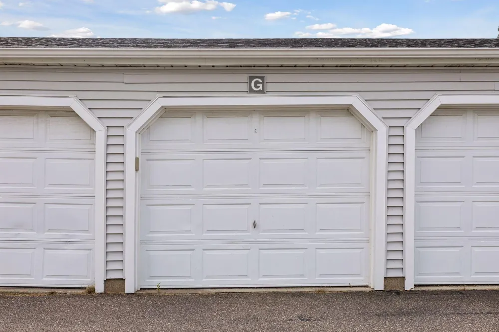 1705 Fulham Street #G Lauderdale, MN 55113