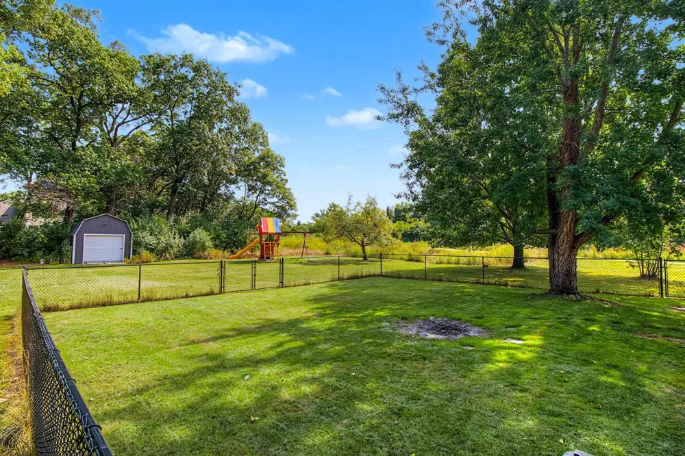 3066 Greenbrier Street Little Canada, MN 55117