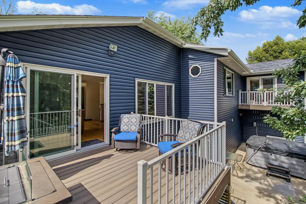 3066 Greenbrier Street Little Canada, MN 55117
