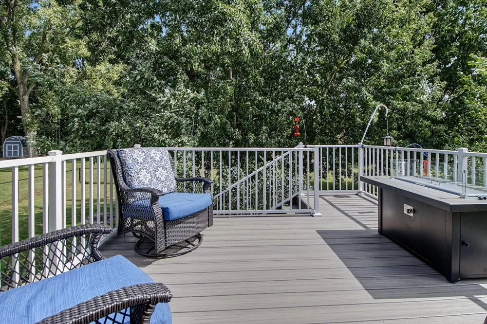 3066 Greenbrier Street Little Canada, MN 55117