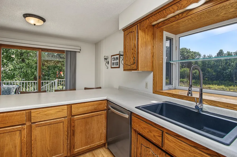 3066 Greenbrier Street Little Canada, MN 55117