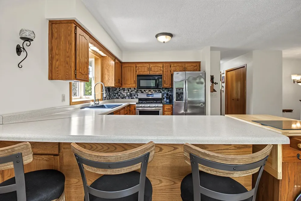 3066 Greenbrier Street Little Canada, MN 55117