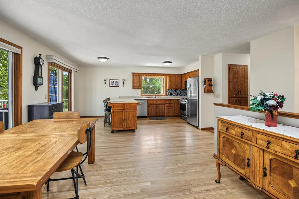 3066 Greenbrier Street Little Canada, MN 55117