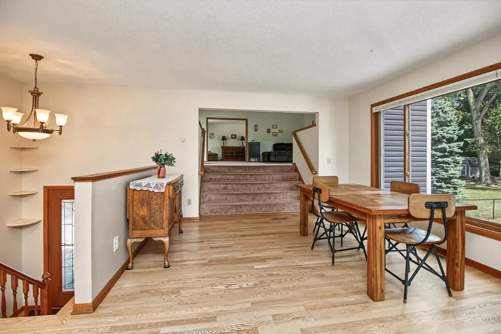 3066 Greenbrier Street Little Canada, MN 55117