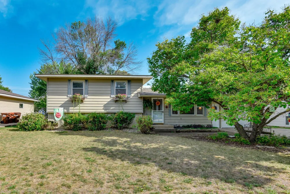 1024 15th Street W Hastings, MN 55033