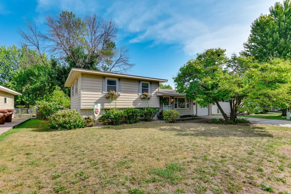 1024 15th Street W Hastings, MN 55033