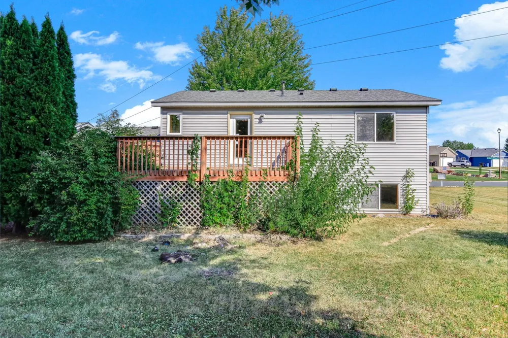 332 Orchard Parkway W Shakopee, MN 55379