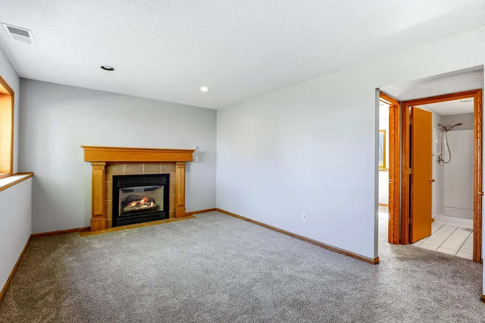 332 Orchard Parkway W Shakopee, MN 55379