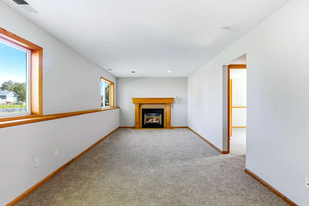 332 Orchard Parkway W Shakopee, MN 55379