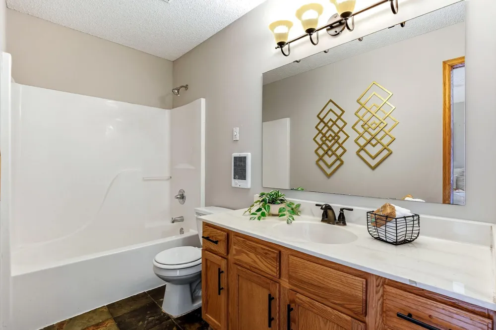 332 Orchard Parkway W Shakopee, MN 55379