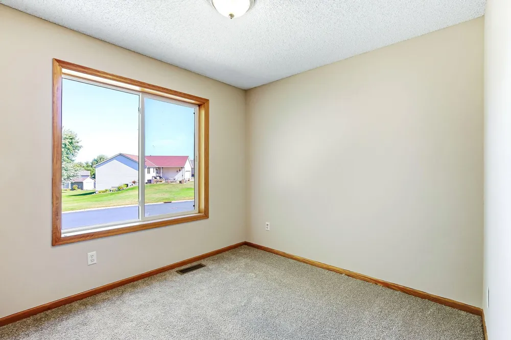 332 Orchard Parkway W Shakopee, MN 55379