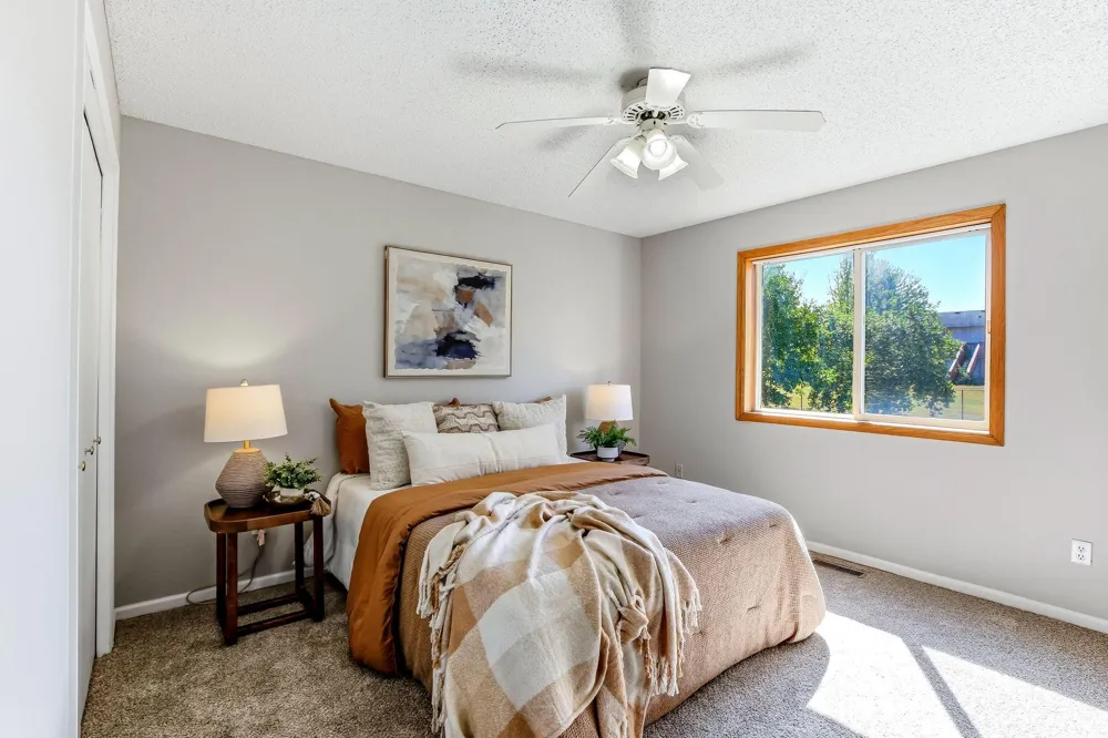 332 Orchard Parkway W Shakopee, MN 55379