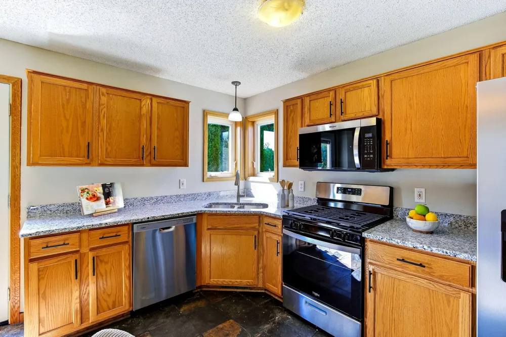 332 Orchard Parkway W Shakopee, MN 55379