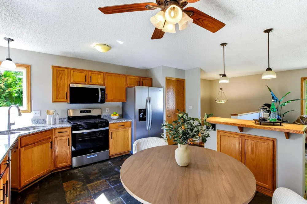 332 Orchard Parkway W Shakopee, MN 55379