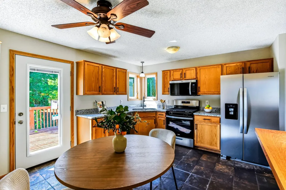 332 Orchard Parkway W Shakopee, MN 55379