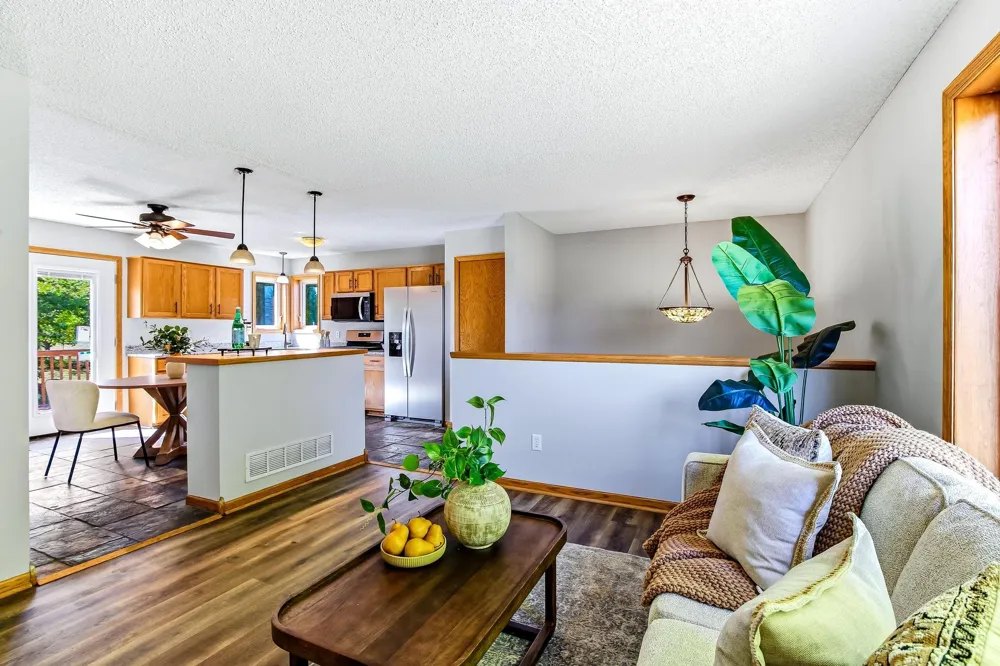 332 Orchard Parkway W Shakopee, MN 55379