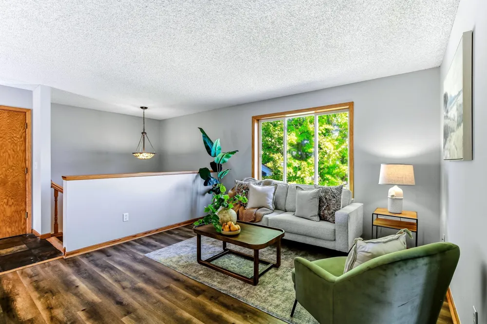332 Orchard Parkway W Shakopee, MN 55379