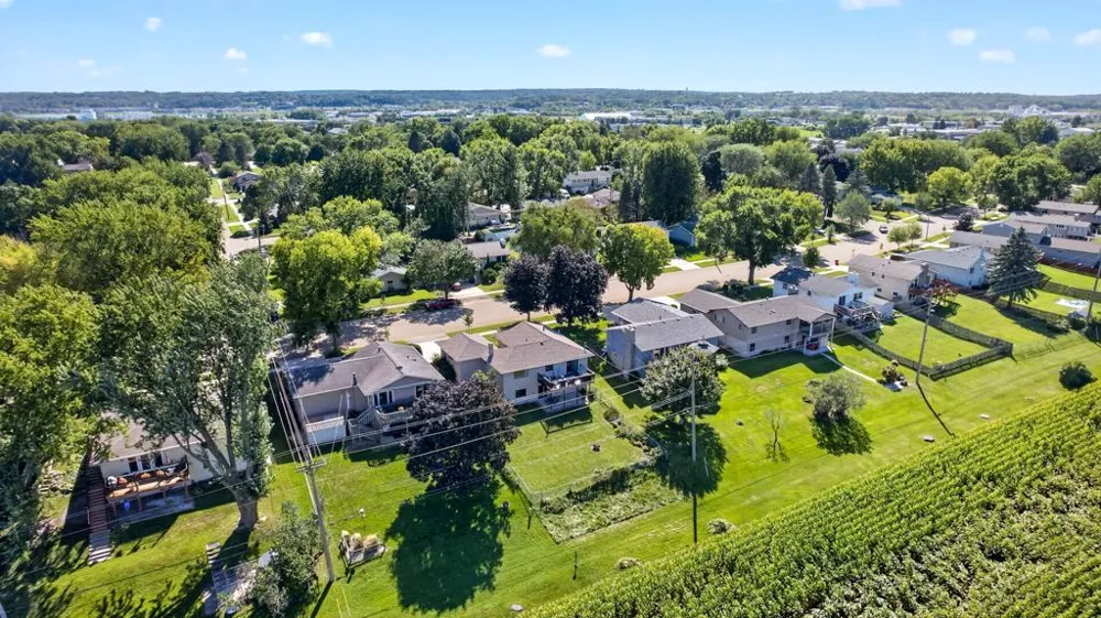 2509 26th Street NW Rochester, MN 55901