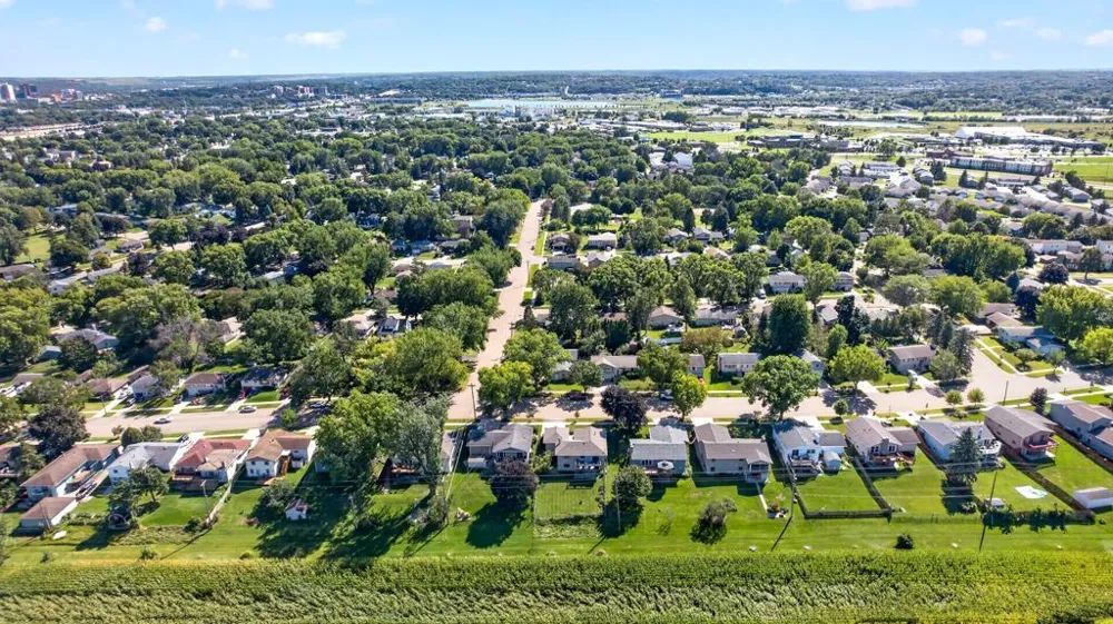 2509 26th Street NW Rochester, MN 55901