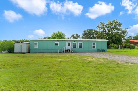 235 Thompson Road