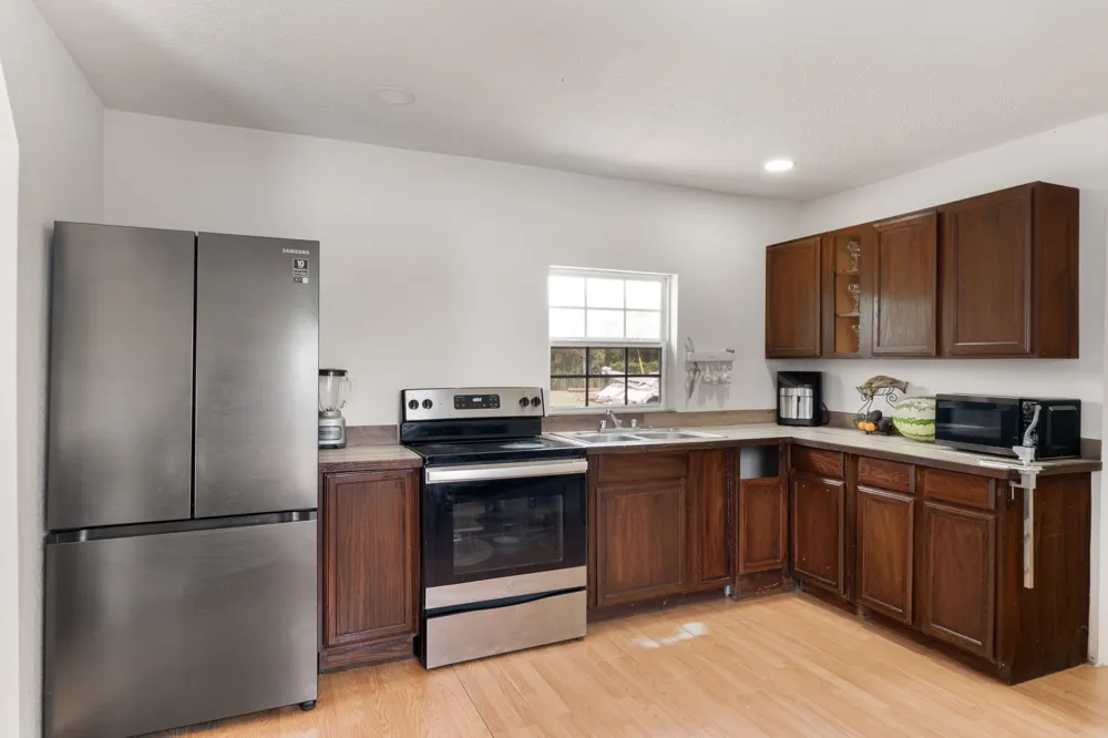 235 Thompson Road Dale, TX 78616