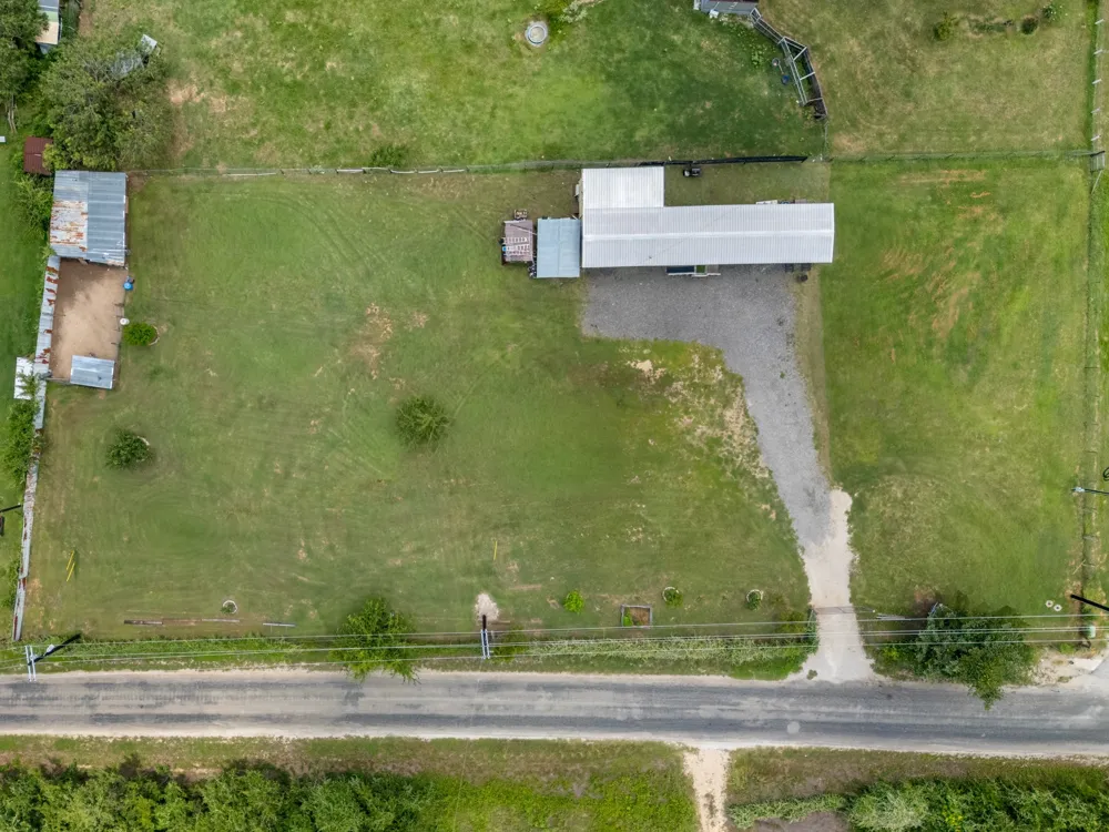 235 Thompson Road Dale, TX 78616