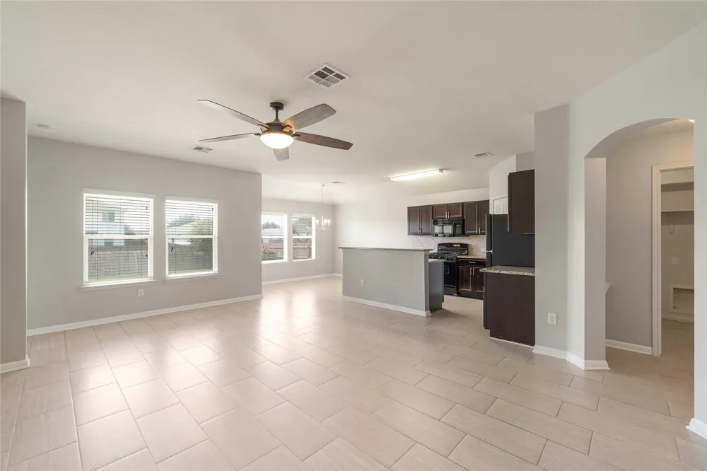 314 Foxglove Drive Hutto, TX 78634