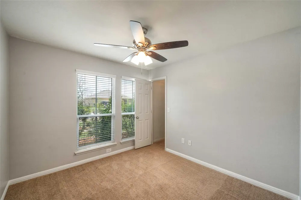 314 Foxglove Drive Hutto, TX 78634