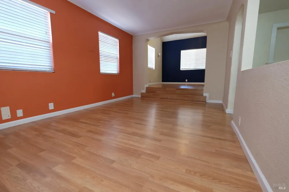 843 Benicia Road Vallejo, CA 94591