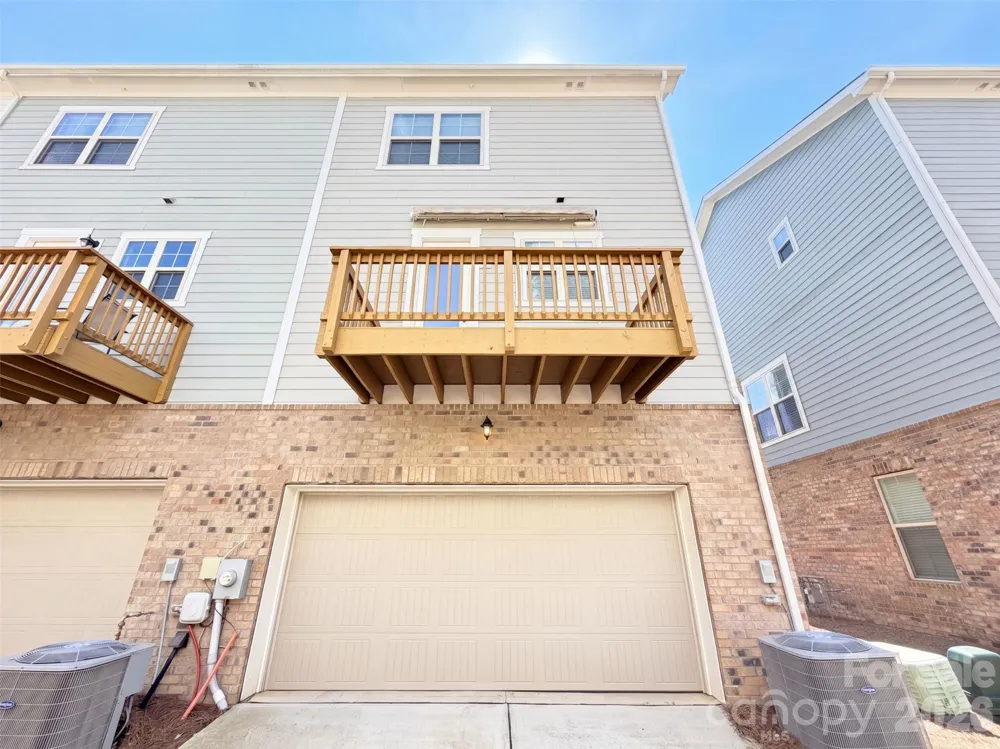 9431 Ainslie Downs Street Charlotte, NC 28273