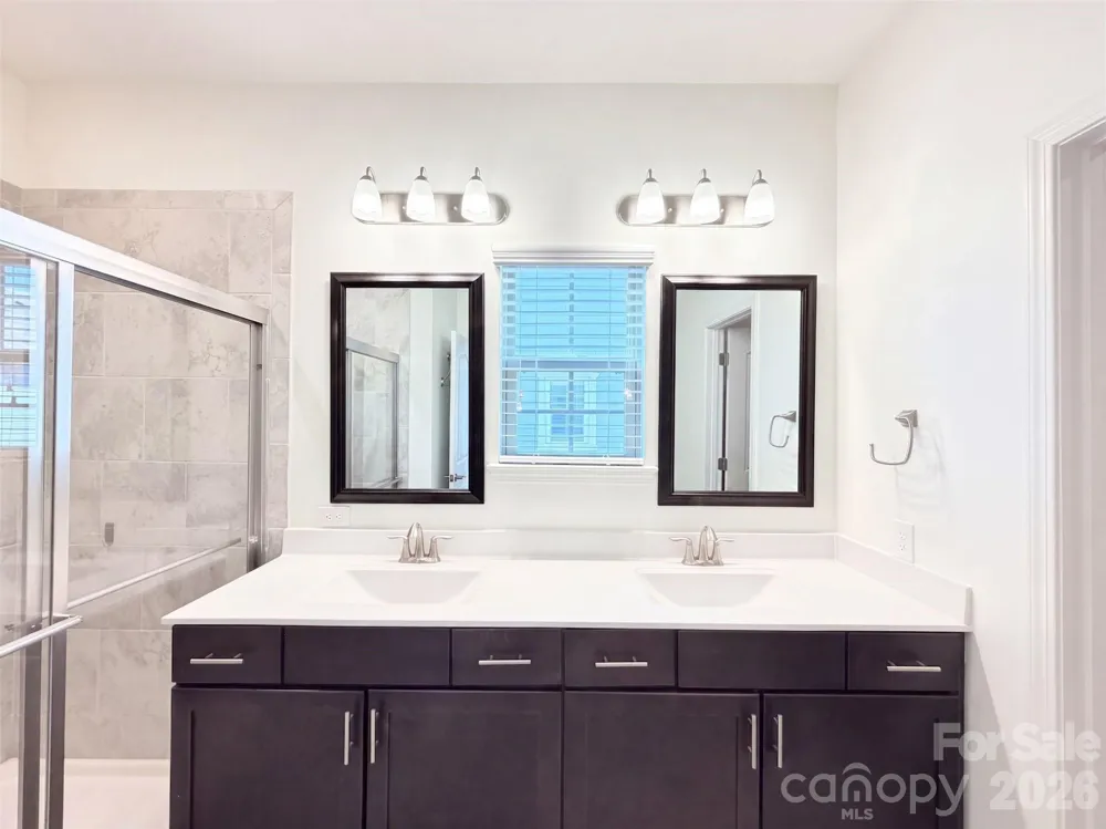 9431 Ainslie Downs Street Charlotte, NC 28273
