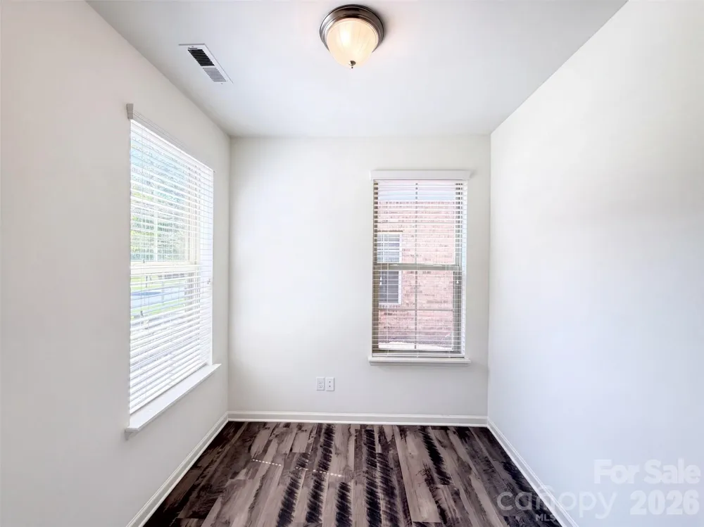 9431 Ainslie Downs Street Charlotte, NC 28273