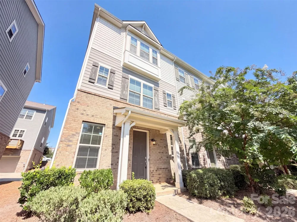 9431 Ainslie Downs Street Charlotte, NC 28273