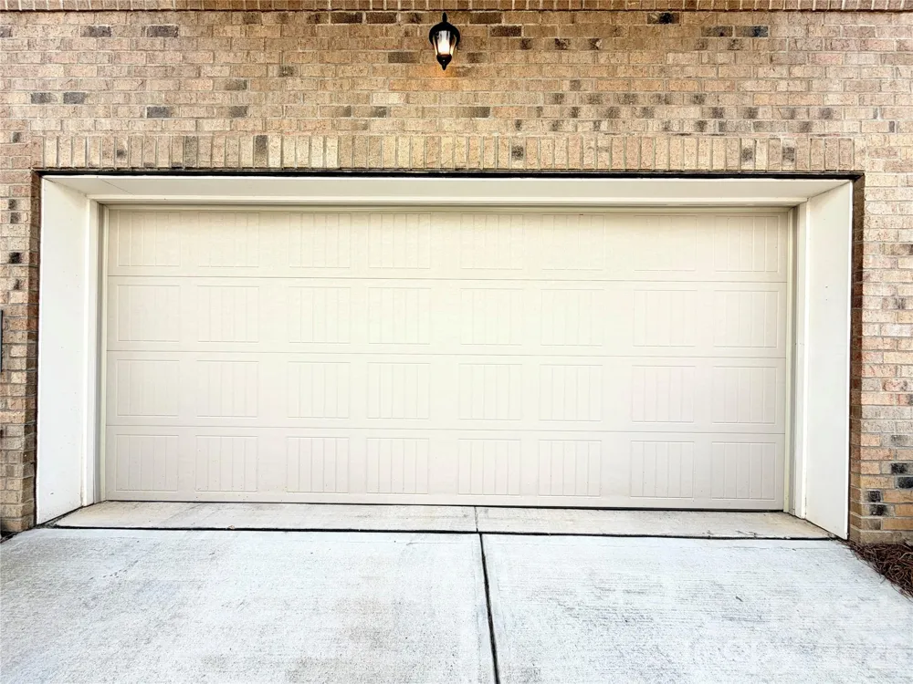 9431 Ainslie Downs Street Charlotte, NC 28273